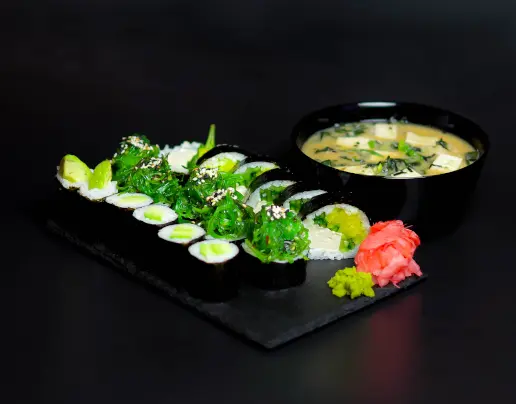 Vege Lunch – zestaw sushi wegańskiego